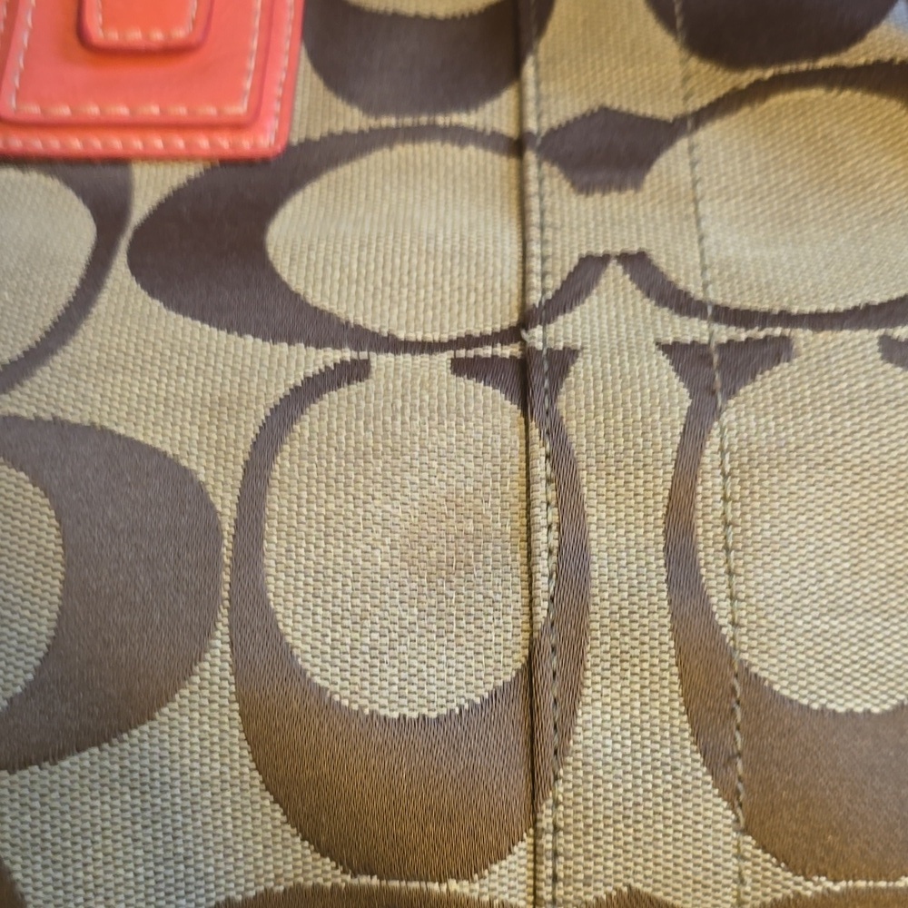 Coach Coral Tote 14L X 10 H X 8W measurements. - Picture 13 of 15